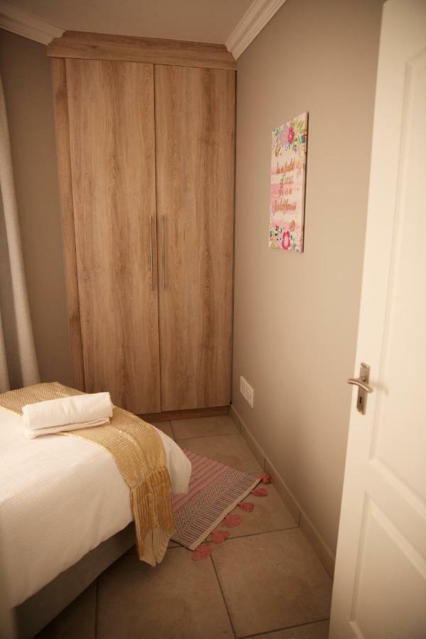Mari-Amor Self-Catering Apartments Mossel Bay Exterior foto